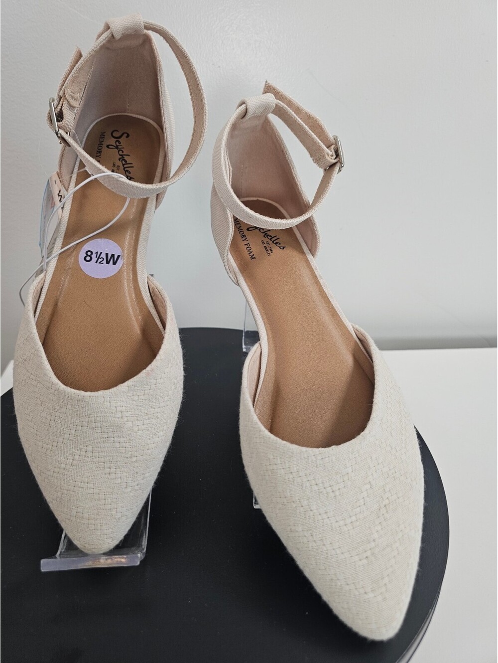Seychelles Women's Pointed Toe Ankle Strap Flats Size 8.5W
